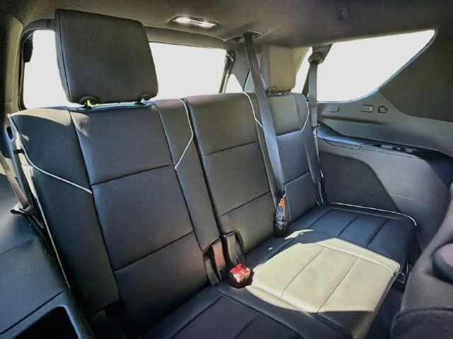 Used 2023 White Cadillac Premium Luxury image 25