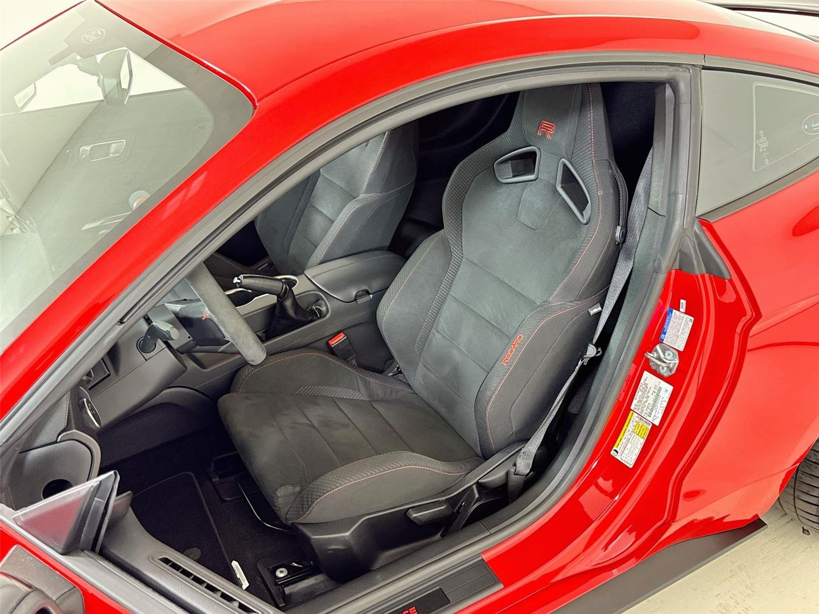 Used 2017 Race Red Ford Shelby GT350R | Recaro Seats | Manual Trans image 14