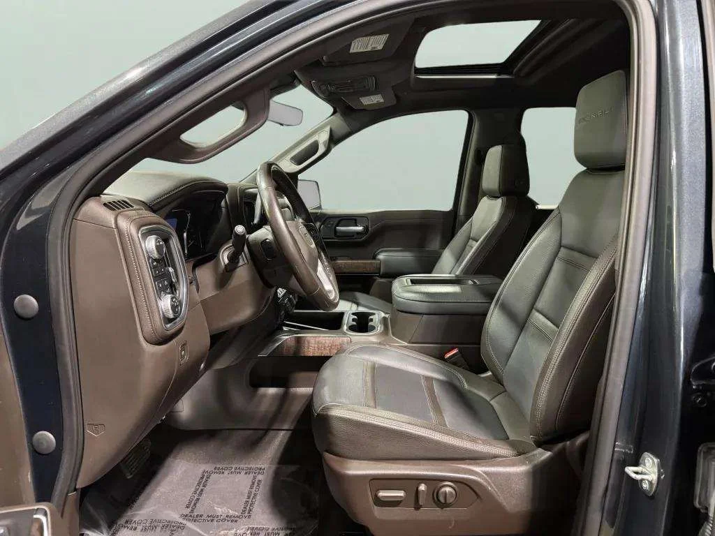 Used 2021 Green GMC Denali image 23