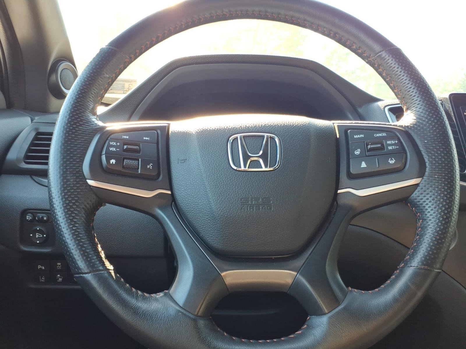 Used 2024 Sonic Gray Pearl Honda TrailSport image 26