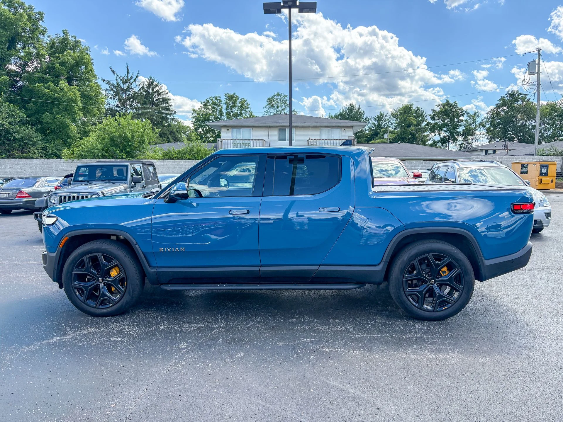 Used 2022 Blue Rivian Adventure image 5