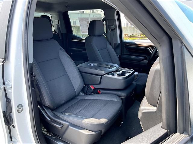 Used 2023 SUMMIT WHITE Chevrolet LT image 11