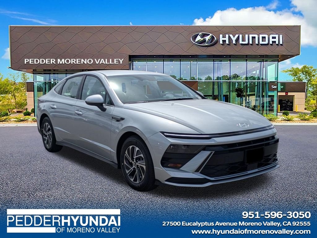 2026 Hyundai Sonata Blue's photo