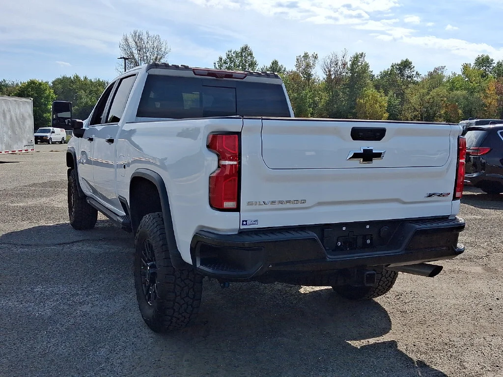 Used 2025 Summit White Chevrolet ZR2 image 9