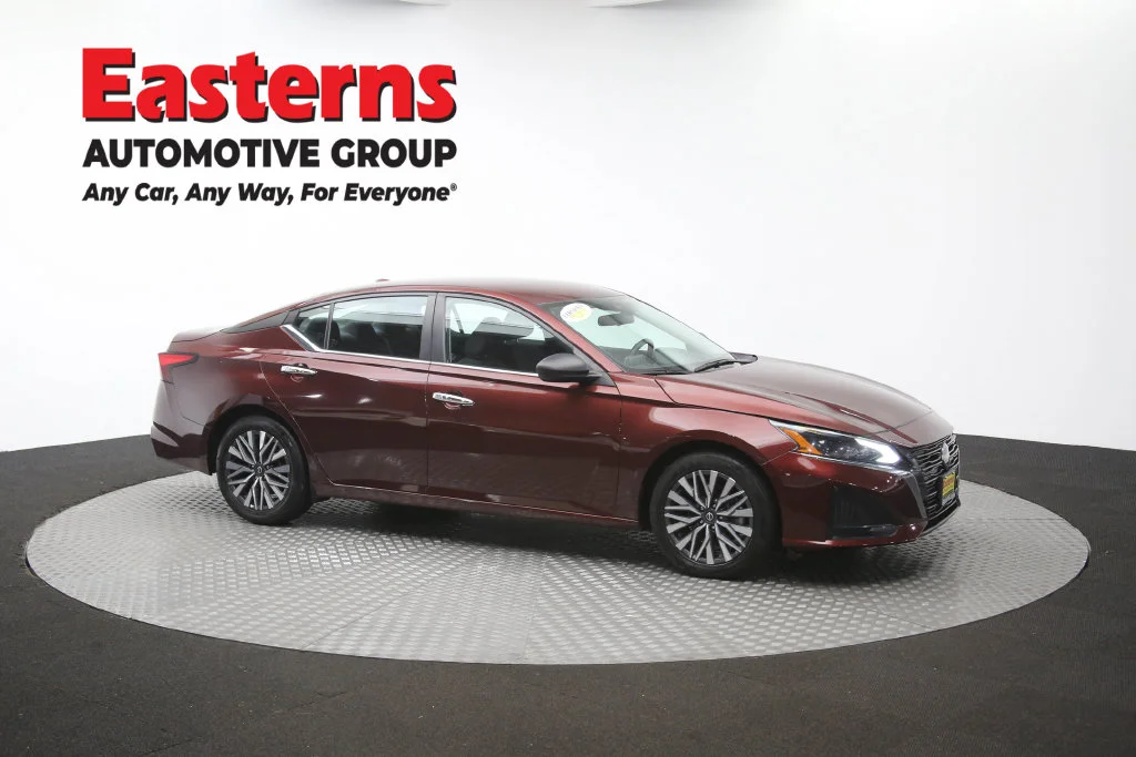Used 2024 Red Nissan 2.5 SV image 49