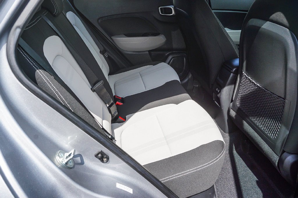 Used 2024 Silver Hyundai SEL image 14