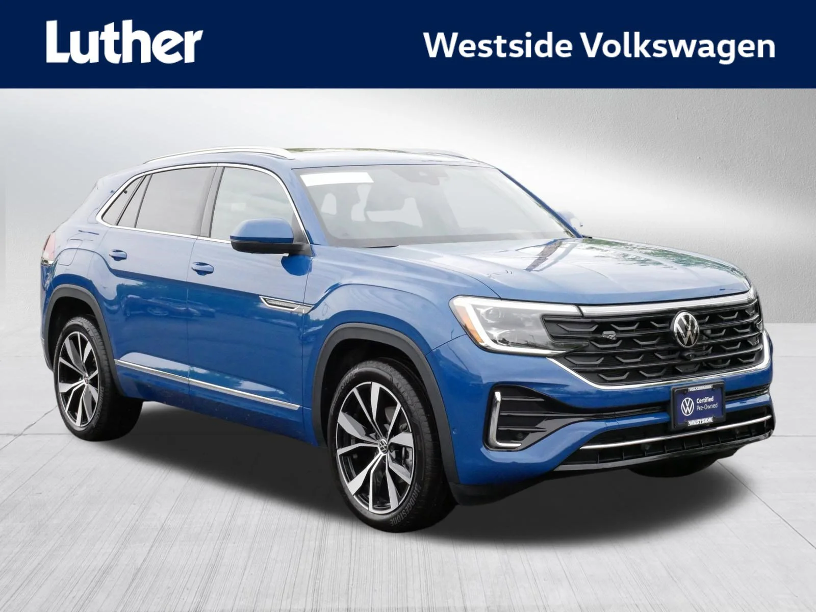 2026 Volkswagen Atlas Cross Sport 2.0T SEL Premium R-Line 4MOTION's photo