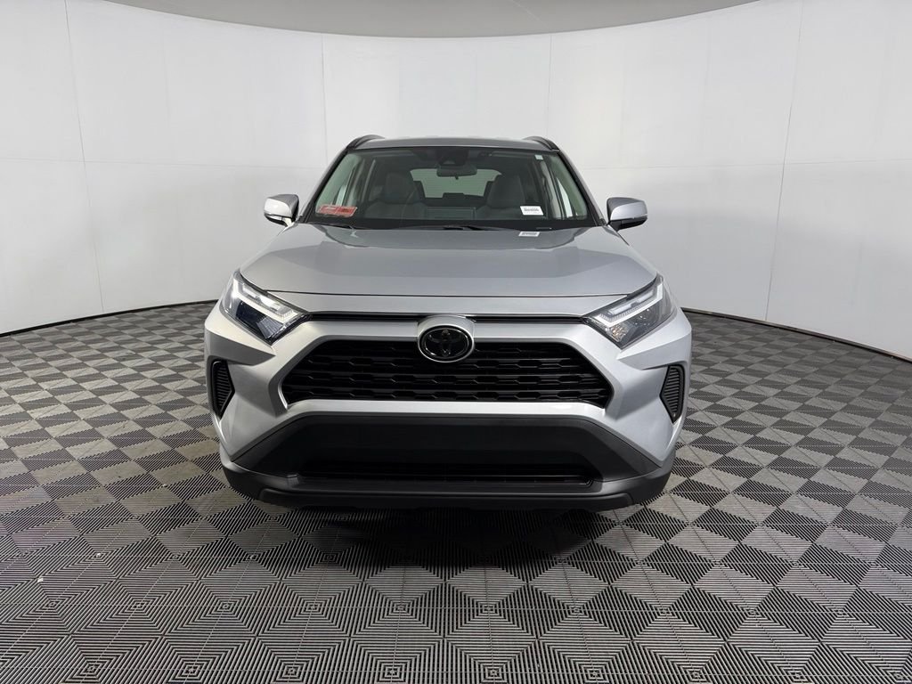 Certified Used 2025 Silver Toyota XLE image 5