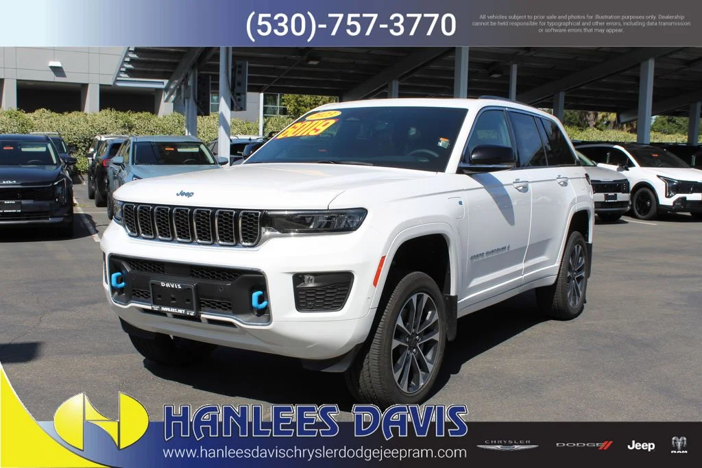 New 2023 White Jeep Overland 4xe image 3