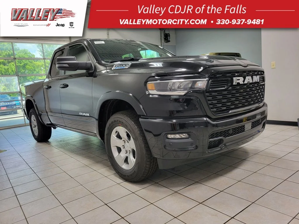 New 2026 Diamond Black Crystal Pearl-Coat Exterior Paint RAM Big Horn/Lone Star image 1