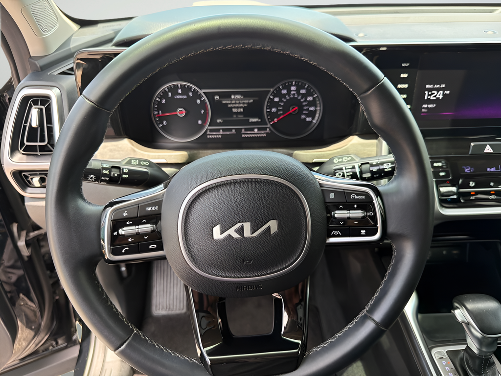 Used 2023 Black Kia EX image 32