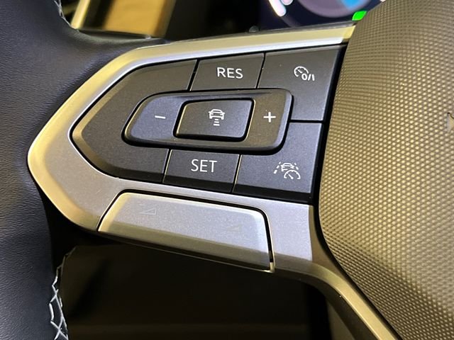 New 2026 Green Volkswagen 2.0T SE w/Technology image 14