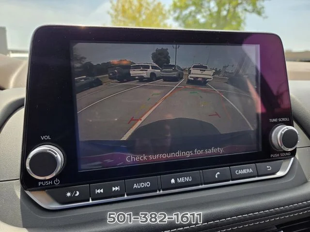 Used 2021 Black Nissan S image 23