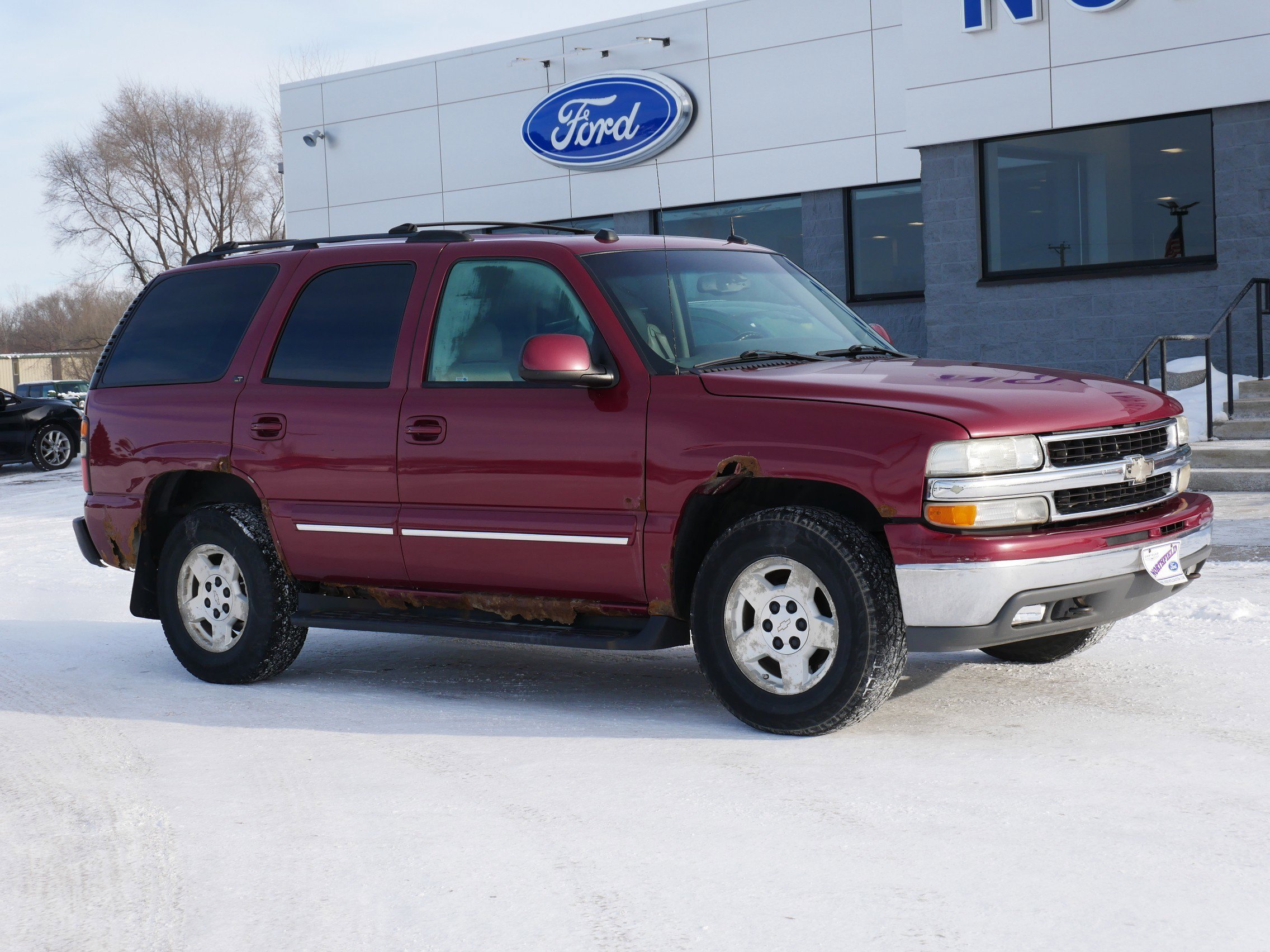Used 2004 Chevrolet Tahoe LS with VIN 1GNEK13Z14R110791 for sale in Northfield, Minnesota