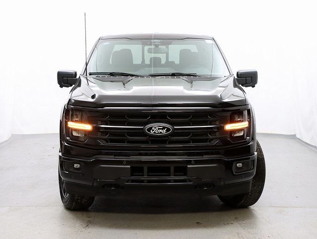 New 2026 Agate Black Metallic Ford XLT image 5