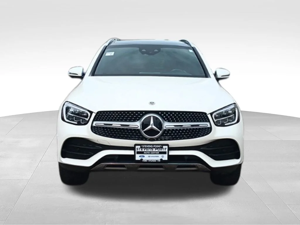 Used 2022 MANUFAKTUR Diamond White Mercedes-Benz GLC 300 image 9