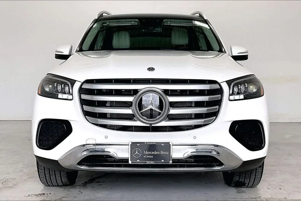Certified Used 2026 Polar White Mercedes-Benz GLS 450 image 4