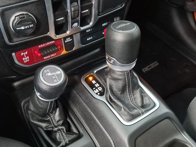 Used 2025 Orange Jeep Mojave image 38