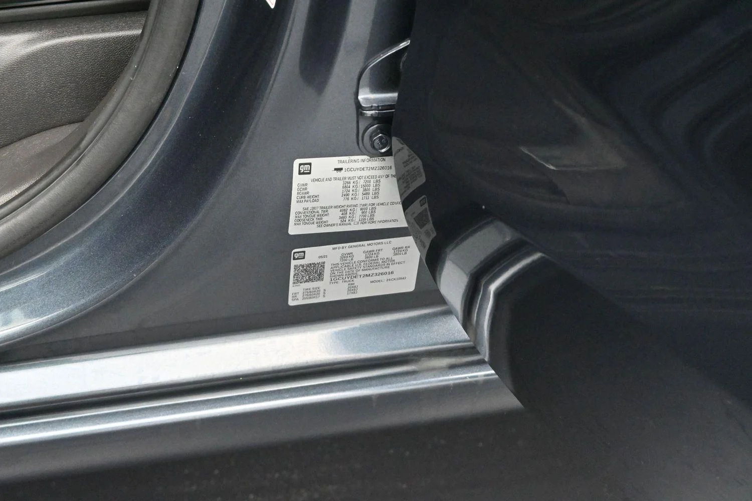 Used 2021 Shadow Gray Metallic Chevrolet LT image 37