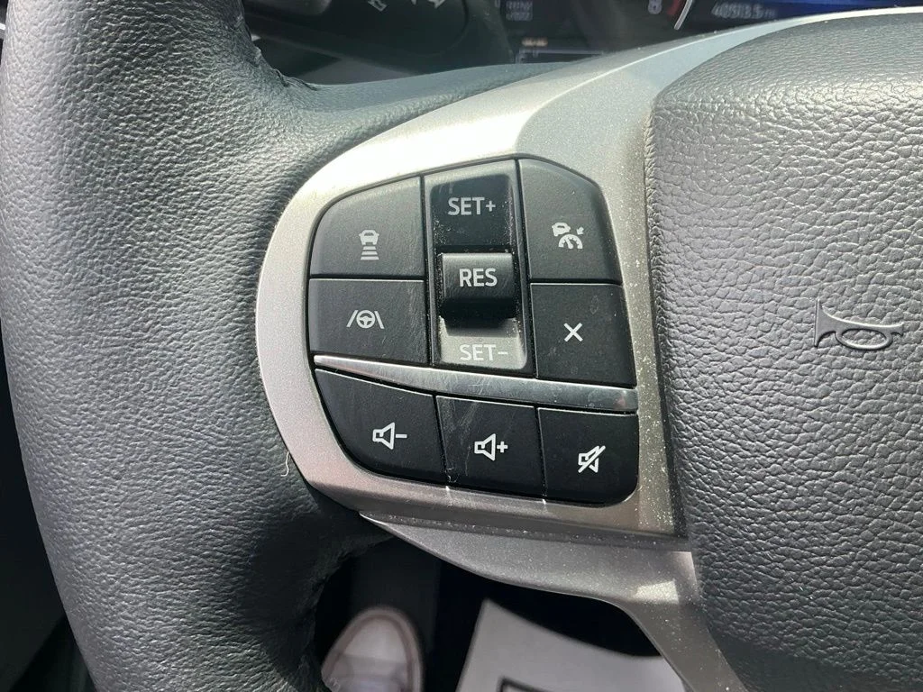 Used 2023 White Ford XLT image 42