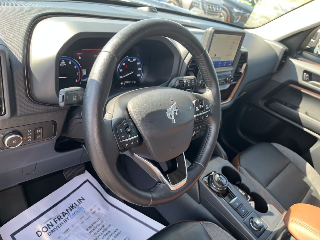 Used 2023 Blue Ford Outer Banks image 14
