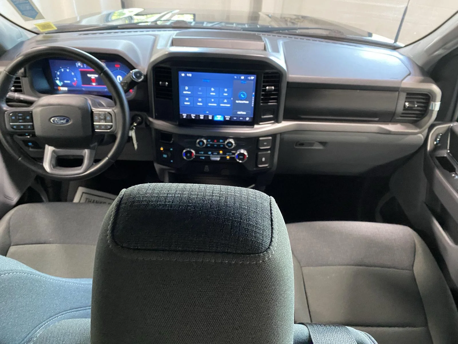 Used 2025 Agate Black Ford XLT image 5
