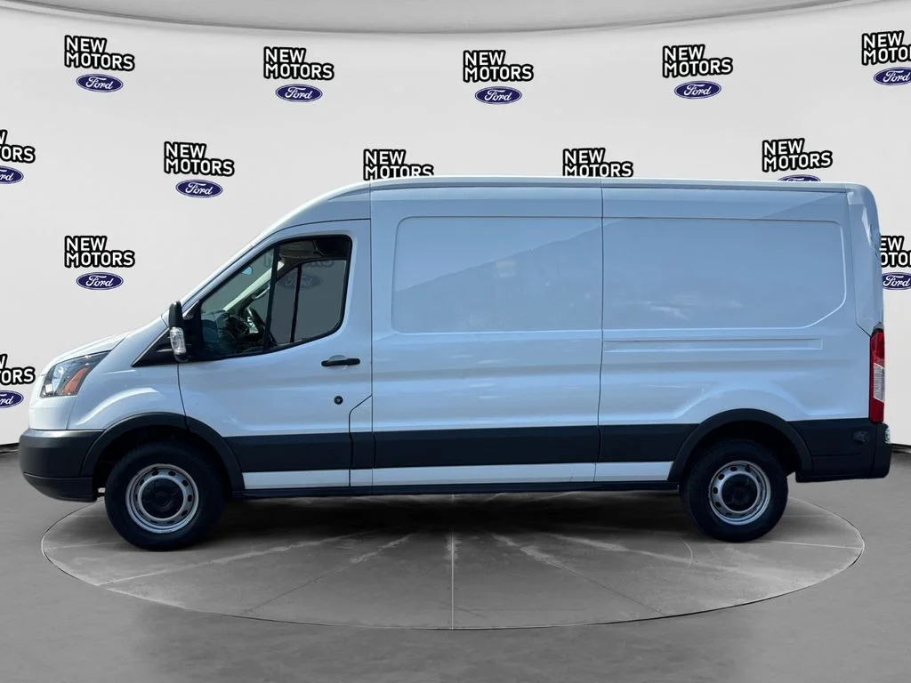 Used 2015 Oxford White Ford Base image 2