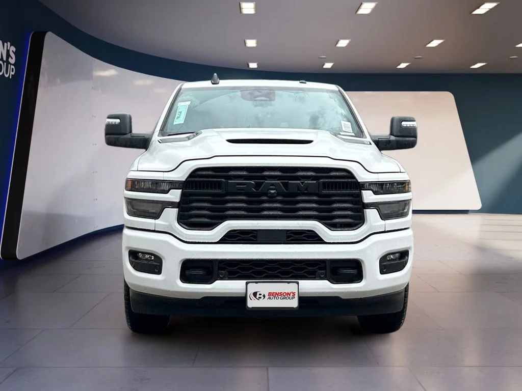 New 2026 White Ram Black Express image 8