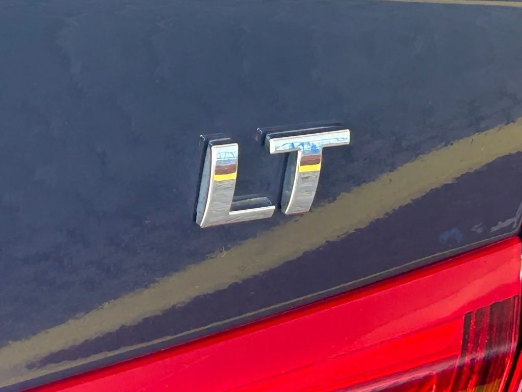 Used 2025 Black Chevrolet LT image 18