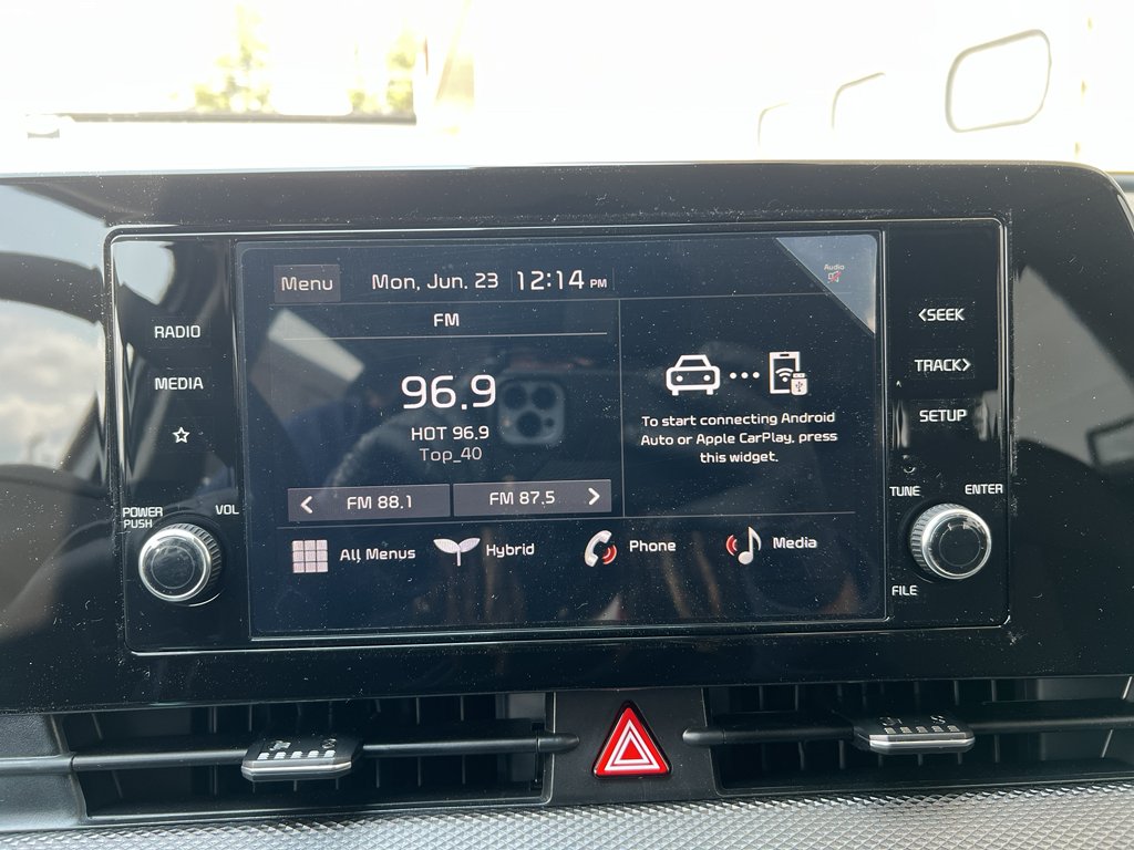 2025 Kia Sportage LX Hybrid - Photo 18
