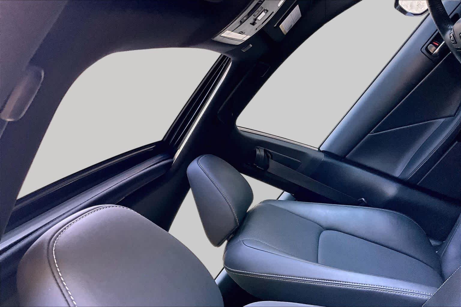 Used 2024 Iridium Lexus F SPORT Design image 27