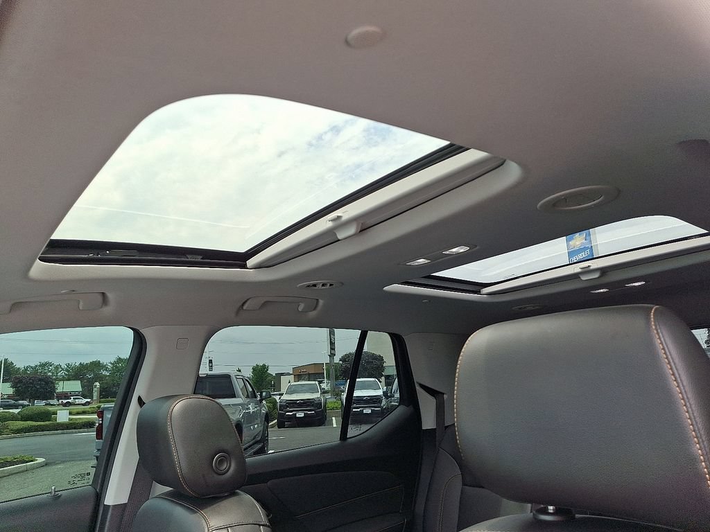 Used 2021 SUMMIT WHITE Chevrolet RS image 15