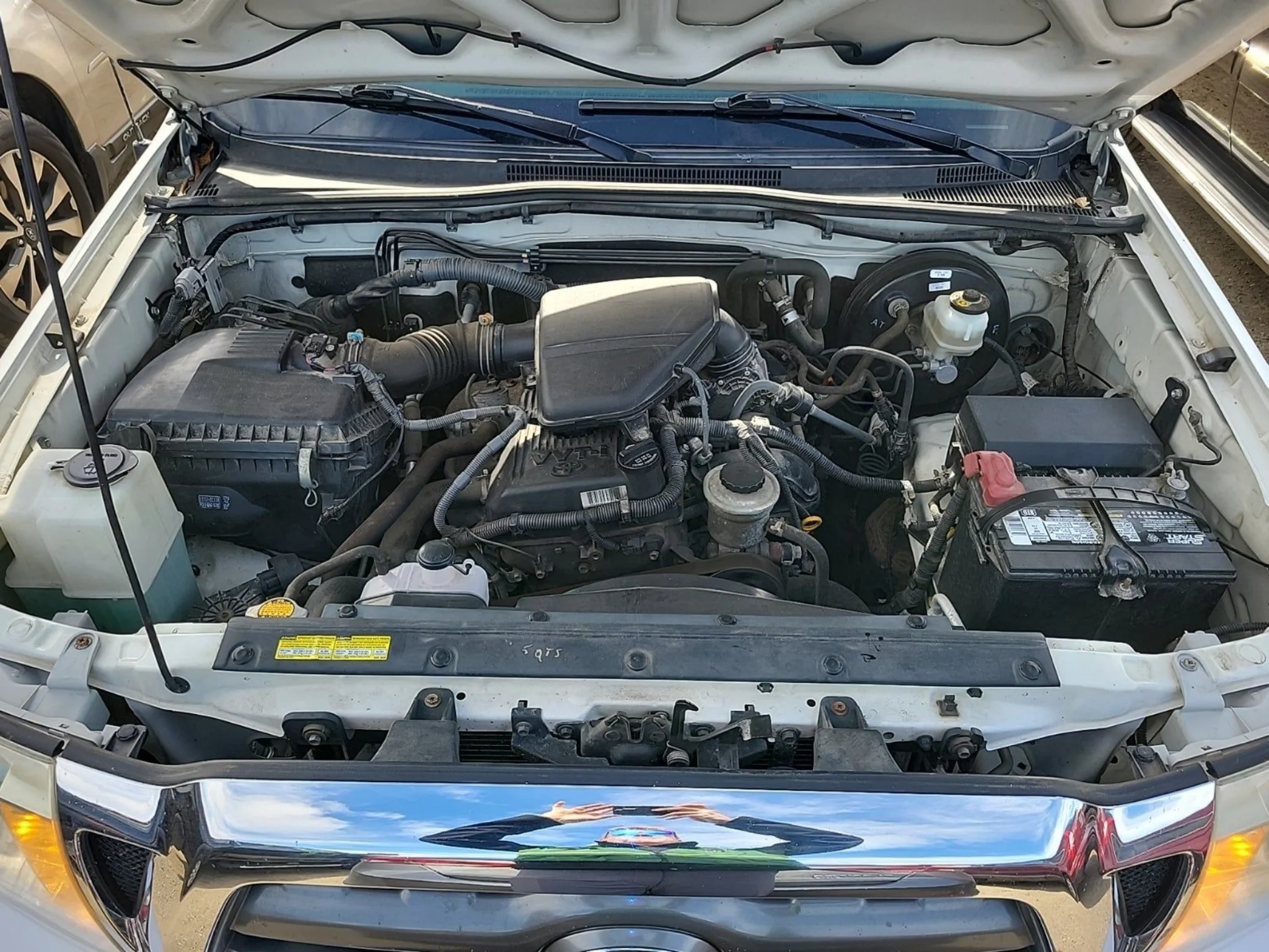Used 2010 Super White Toyota Base image 10
