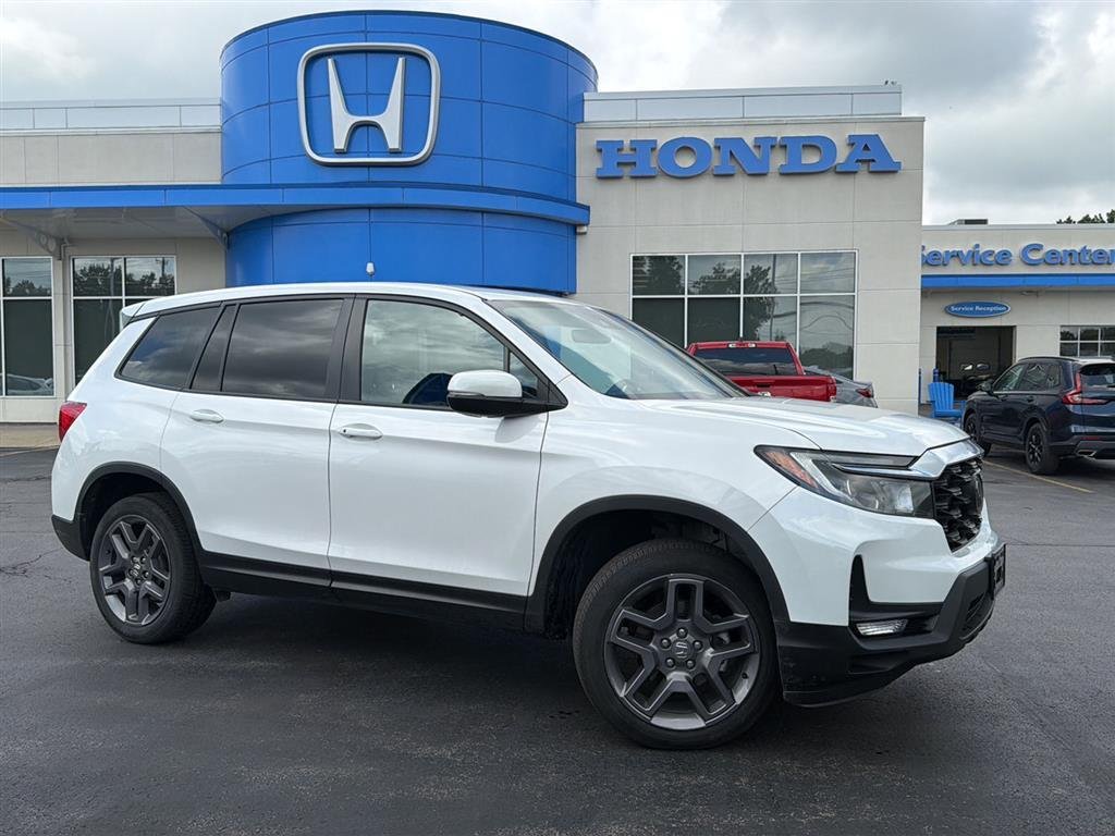 Used 2023 Platinum White Pearl Honda EX-L image 13