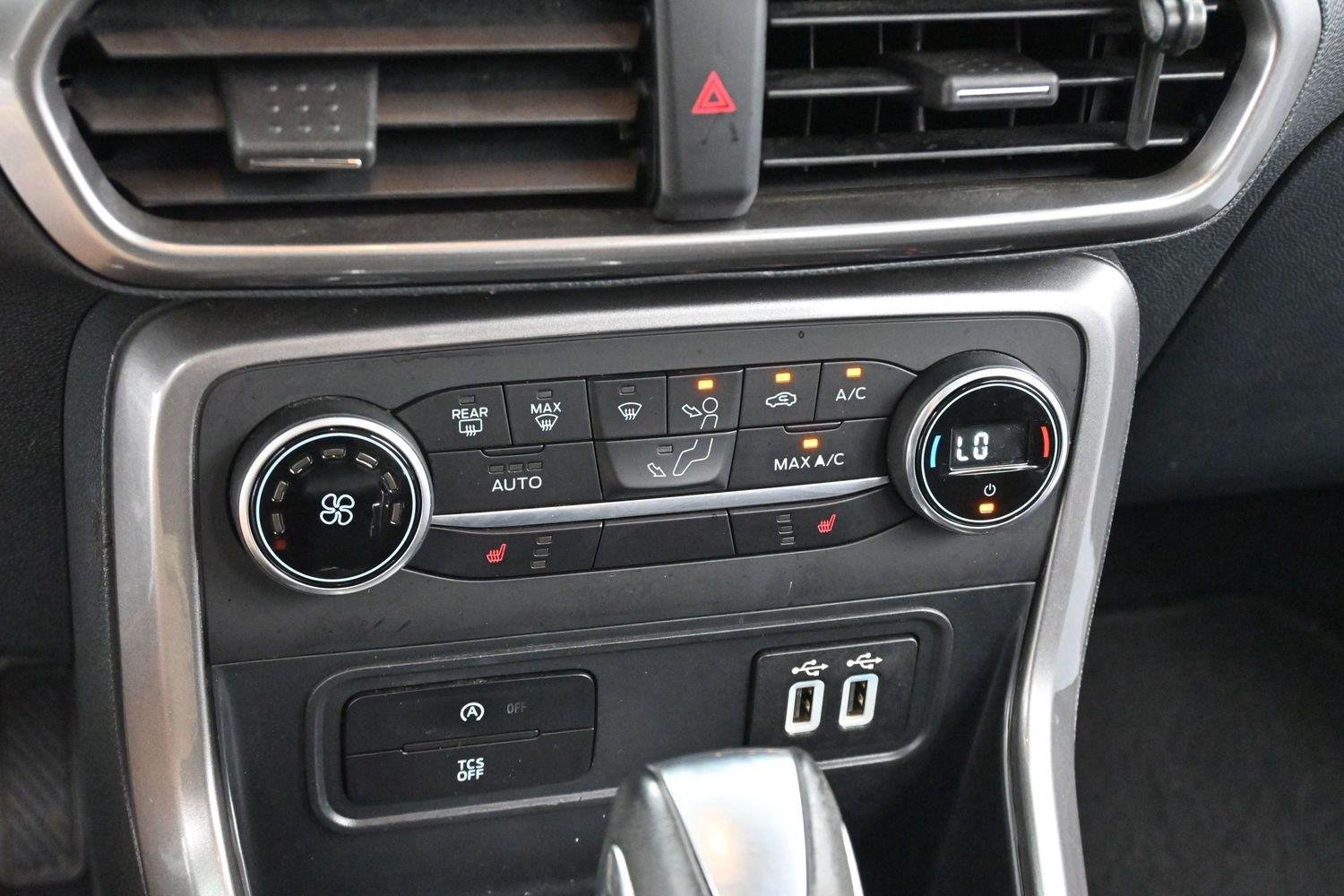 Used 2021 Smoke Ford SE image 22