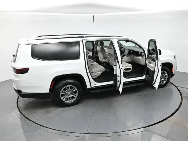 Used 2023 Bright White Clearcoat Jeep 4DR 4WD image 47