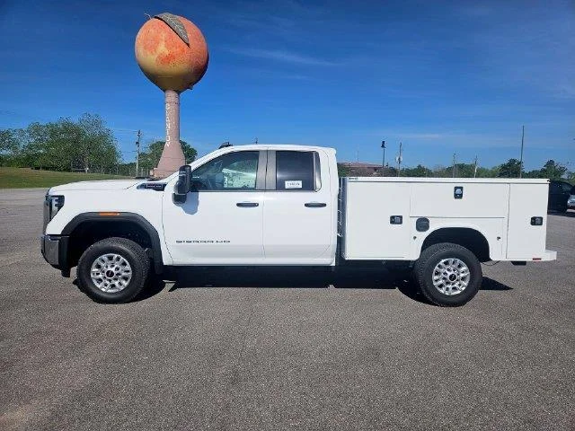 New 2026 Summit White GMC Pro image 2