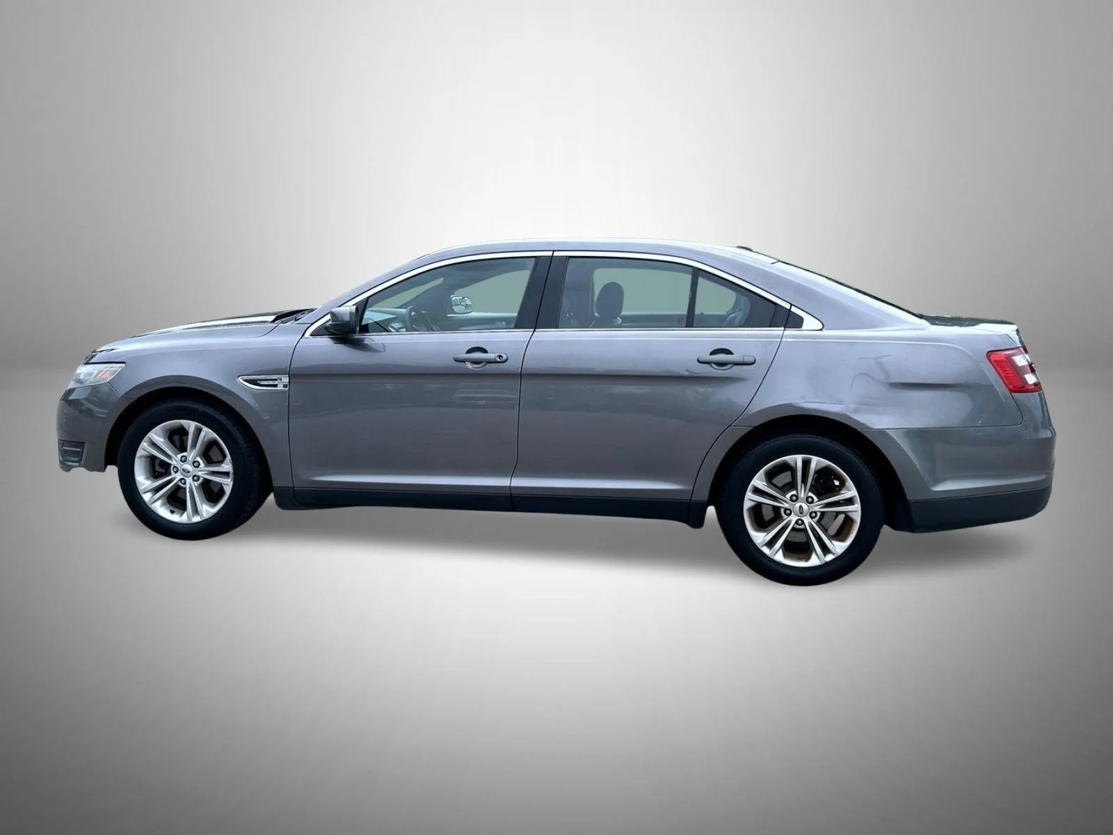 Used 2013 Gray Ford SEL image 8