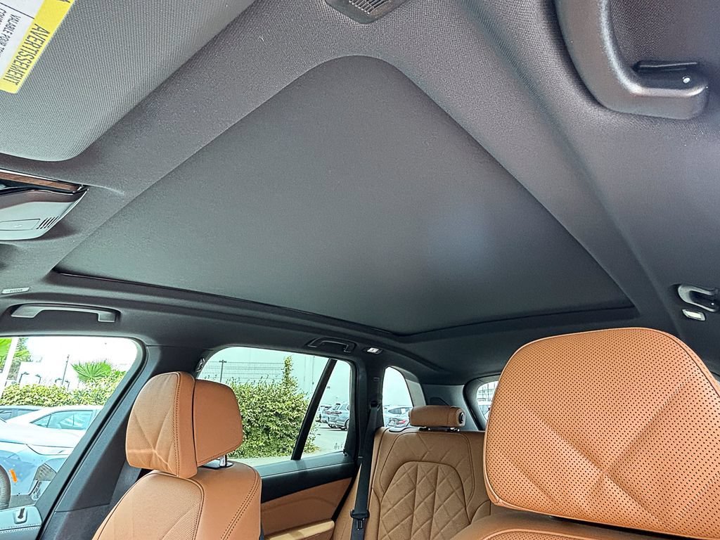 New 2026 Dravit Grey Metallic BMW xDrive40i image 14