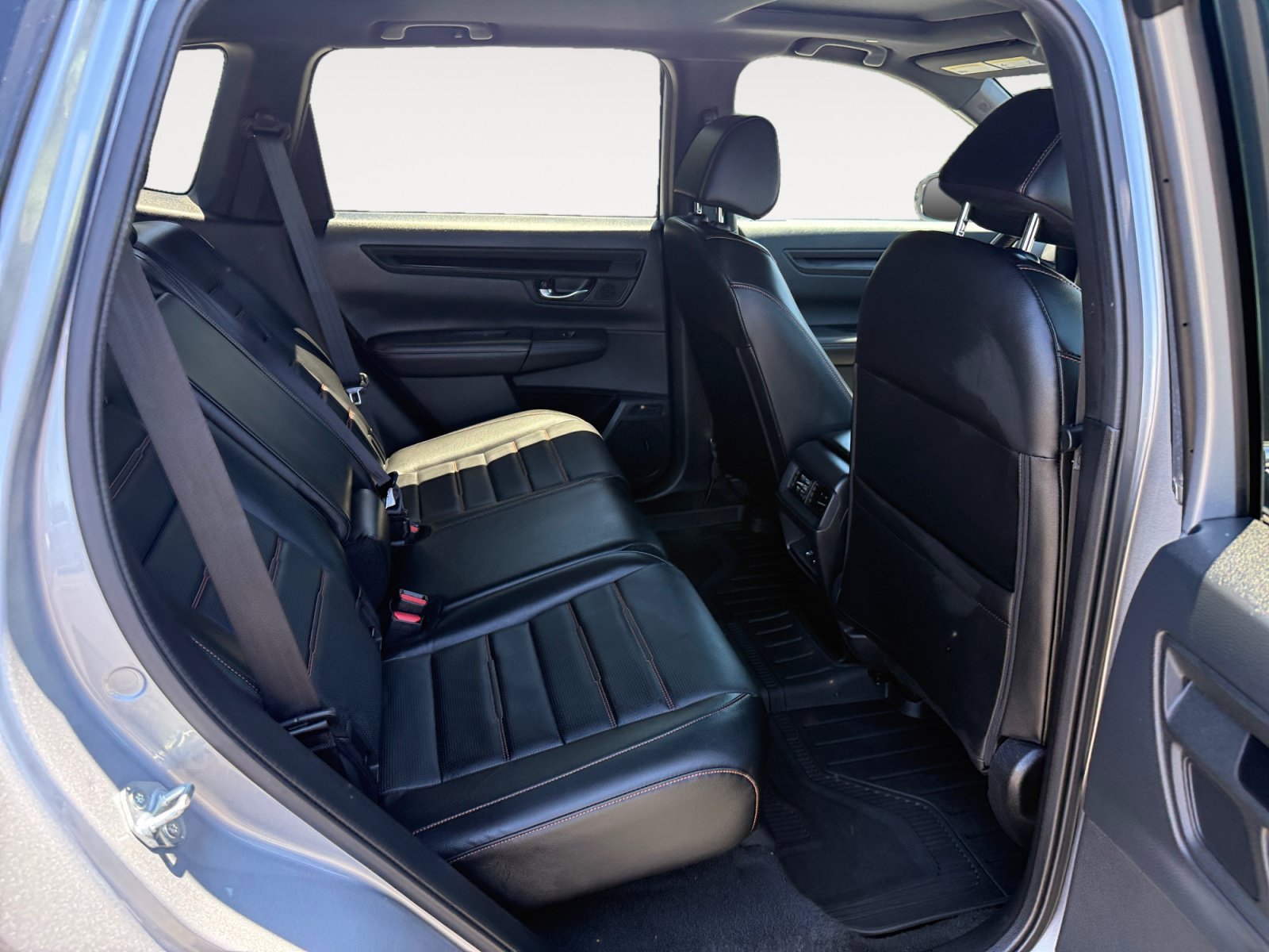 Used 2025 Solar Silver Metallic Honda Sport-L image 18