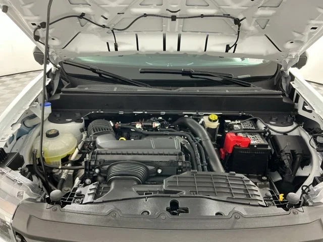 Used 2026 White Ford Lariat image 33