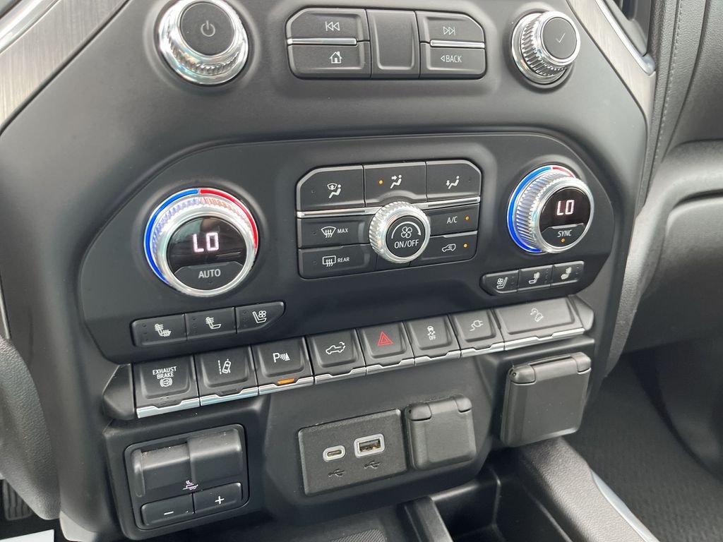 Used 2020 Red GMC Denali image 19