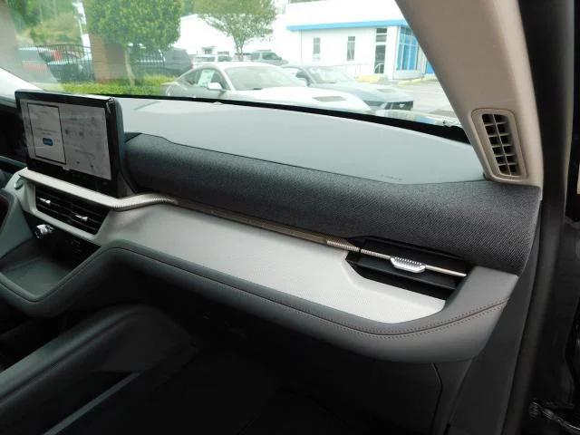 New 2026 Agate Black Metallic Ford Active image 20