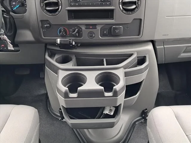 2025 Ford E-Series Cutaway Base - Photo 20