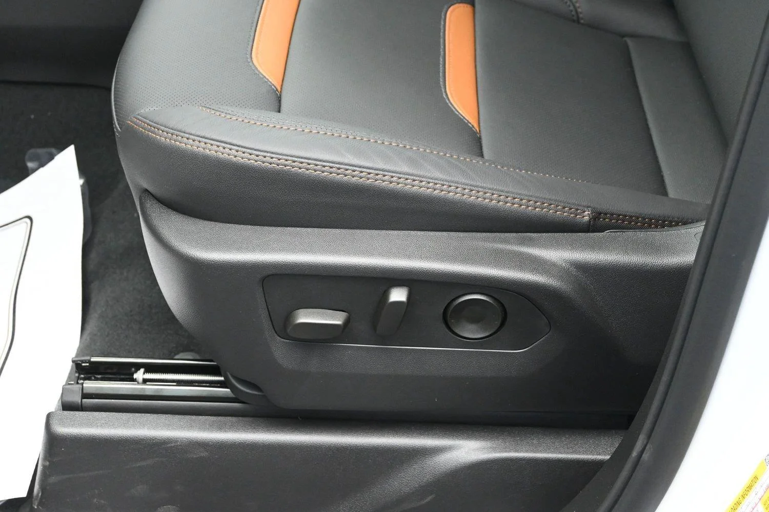 2026 GMC Sierra 1500 AT4 - Photo 25