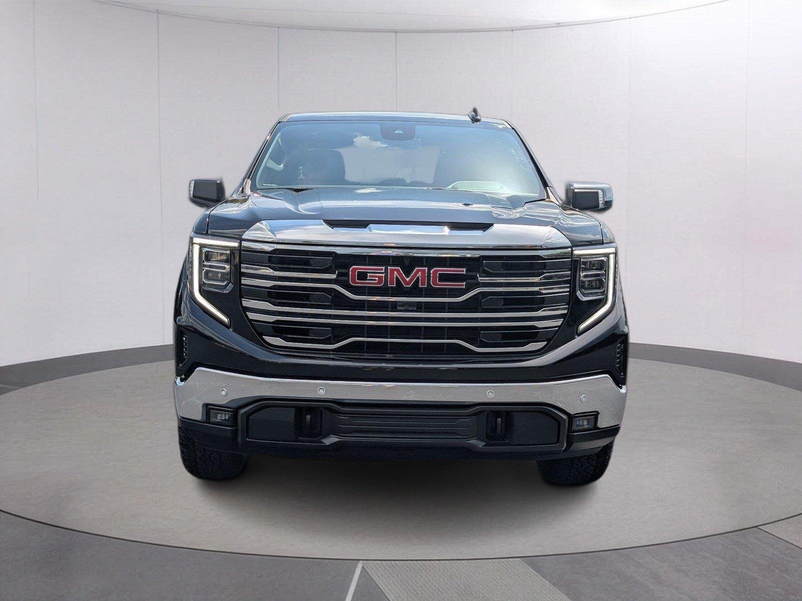 New 2026 Onyx Black GMC SLT image 10