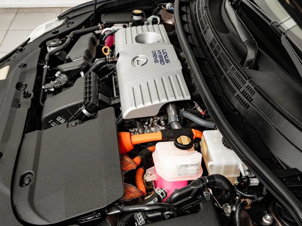 Used 2014 Pearl Lexus 200h image 47