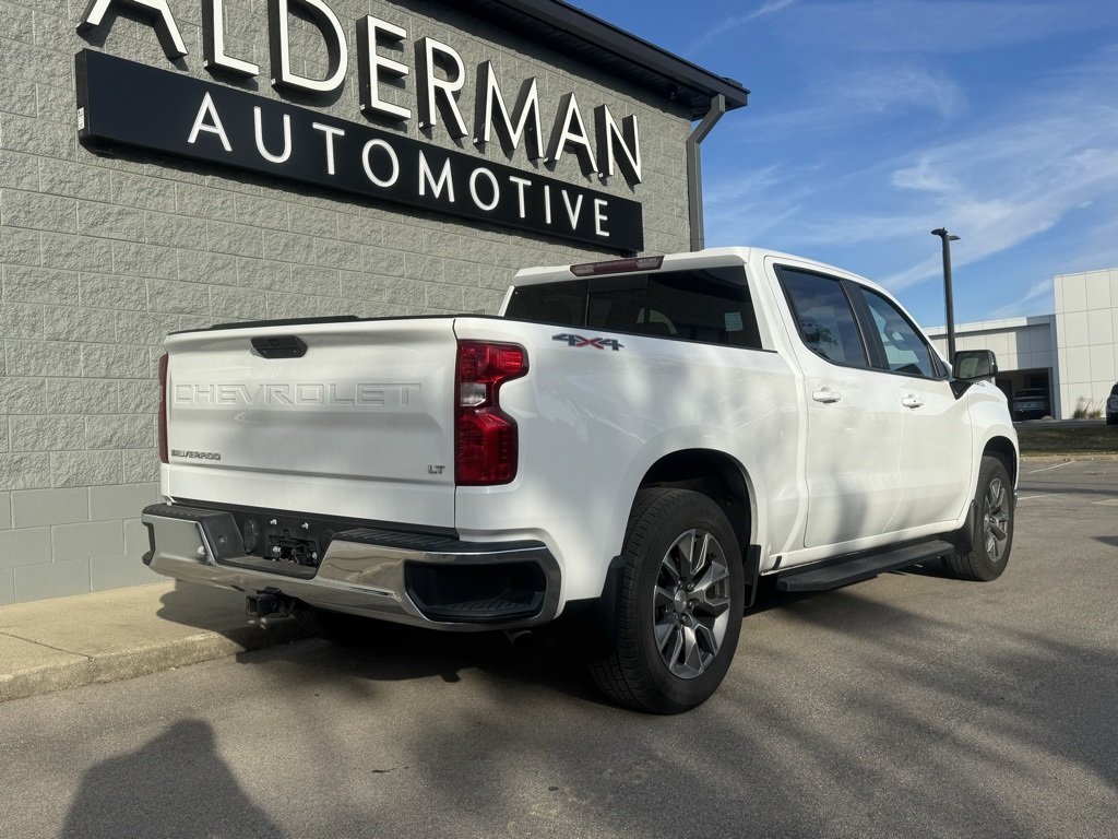2020 Chevrolet Silverado 1500 LT photo 3
