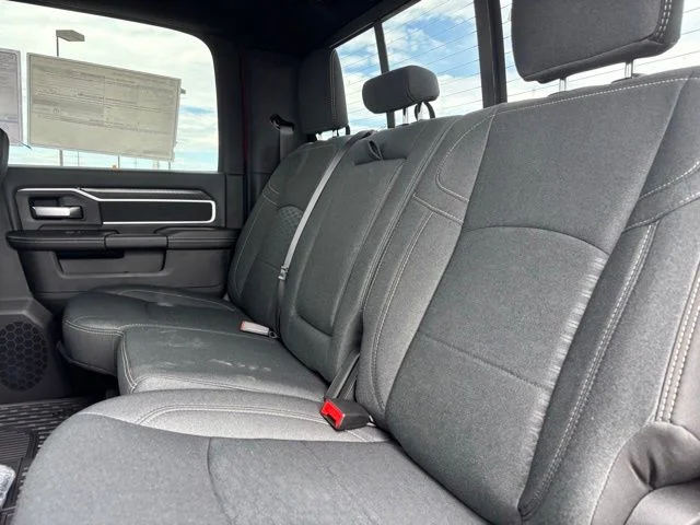 2026 RAM 2500 Big Horn - Photo 18