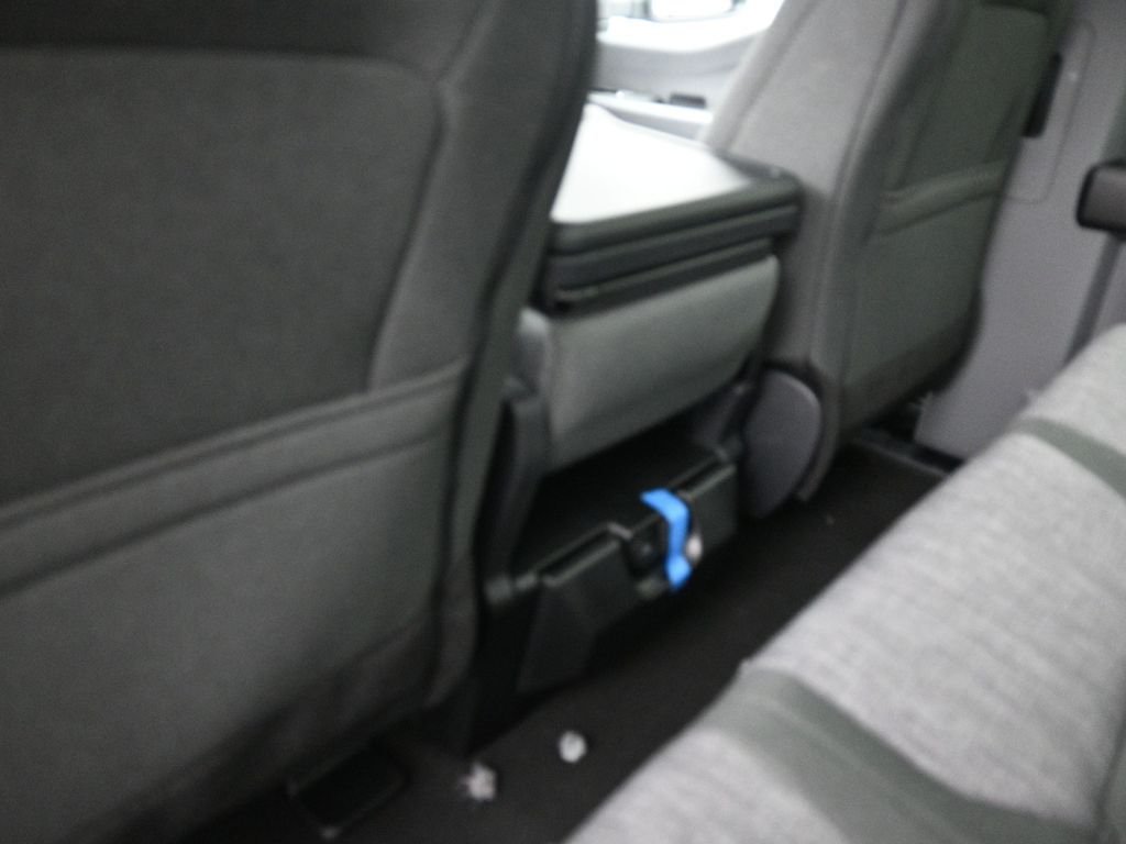 New 2026 Oxford White Ford XLT image 17